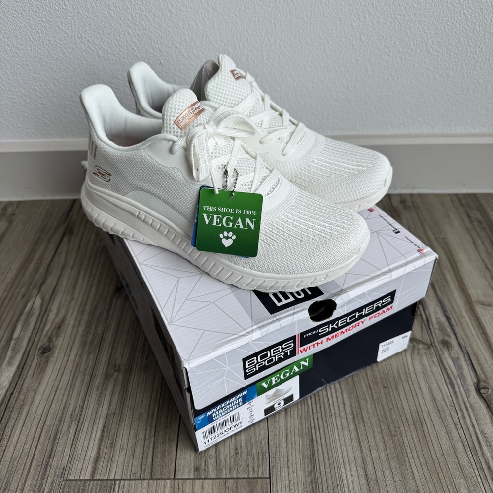 New - Skechers Cream White Machine Washable Vegan Athletic Shoes